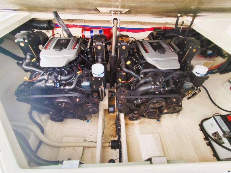 Sea Ray 305 SUNDANCER