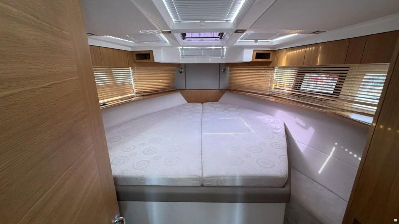 Galeon 370 HTC