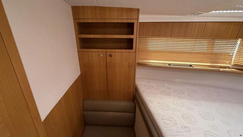 Galeon 370 HTC