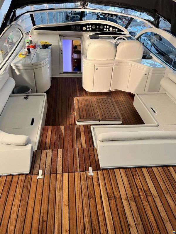 Pershing 45