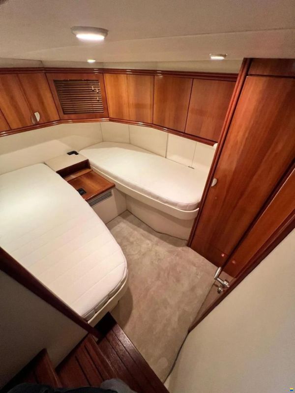 Pershing 45