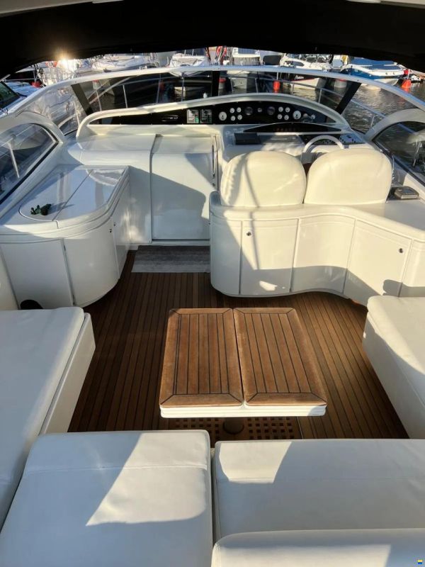 Pershing 45