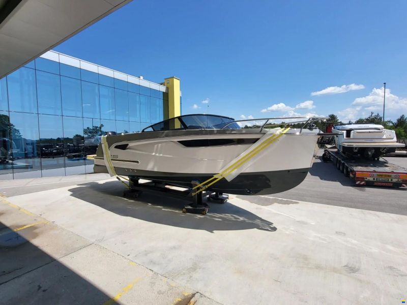Alfastreet 25 Cabin Evo