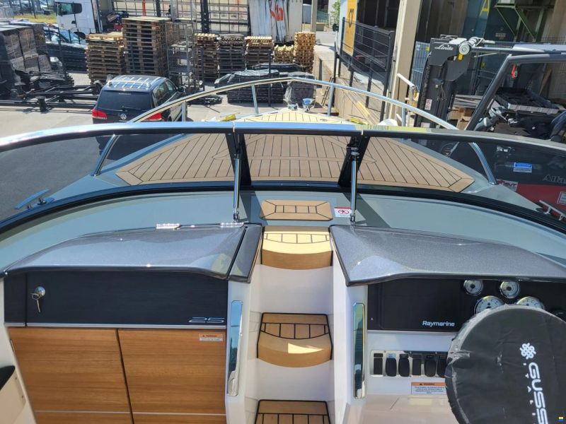 Alfastreet 25 Cabin Evo