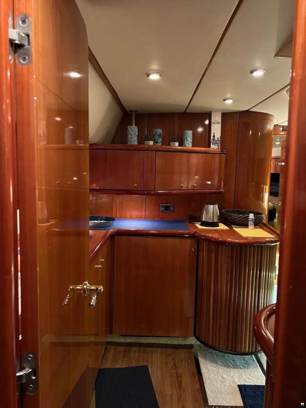 Sunseeker Camargue 44