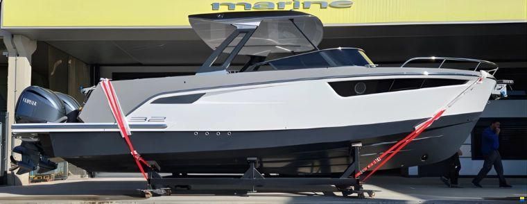Alfastreet 32 Cabin