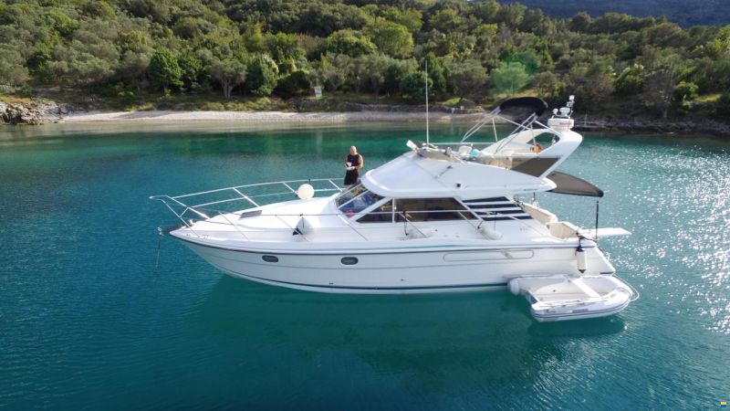 Fairline Phantom 37