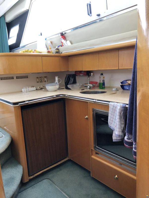 Fairline Phantom 37