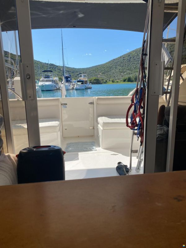 Fairline Phantom 37