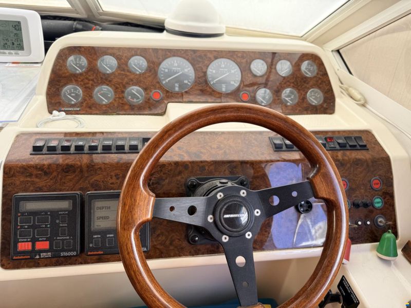 Fairline Phantom 37