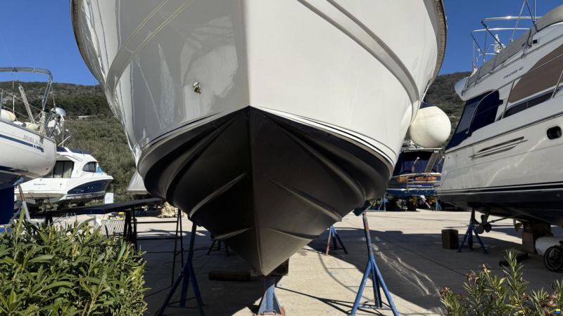 Fairline Phantom 37