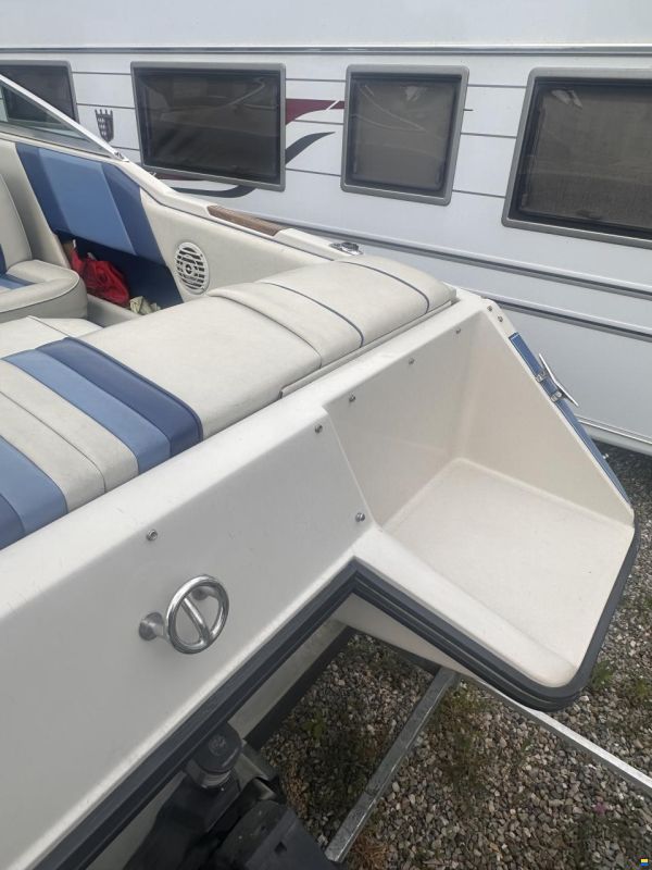 Sea Ray Seville 20