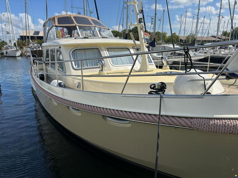 Aquanaut Privilege 1250