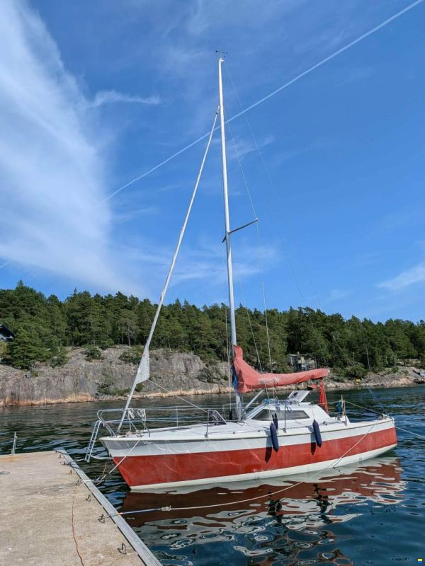 C&C Yachts Mega 30