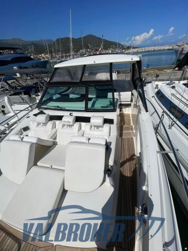 Sea Ray 320 Sundancer