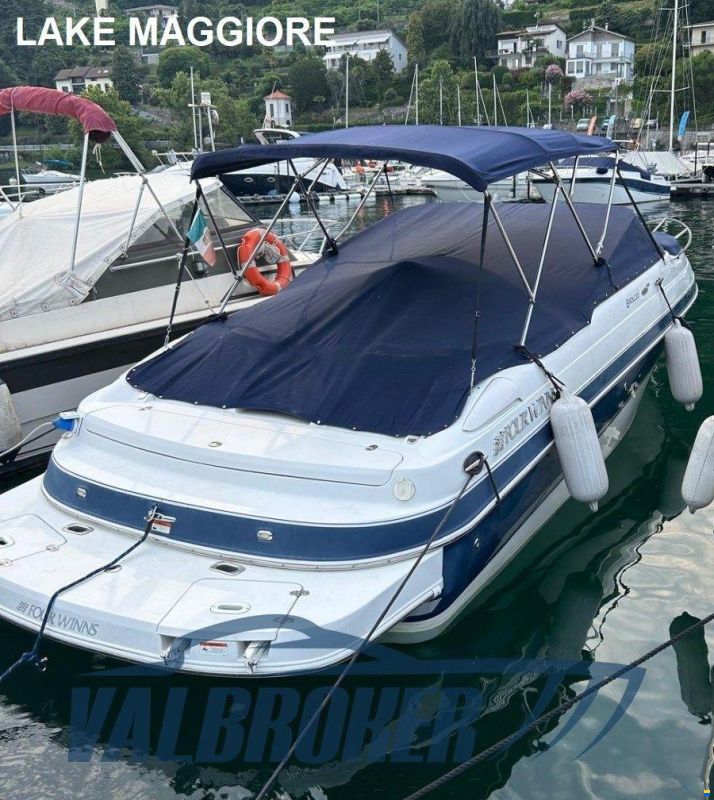 Four Winns 245 SUNDOWNER