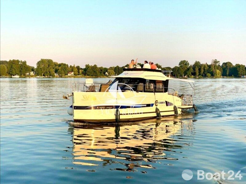 Cobra YACHTS FUTURA 40
