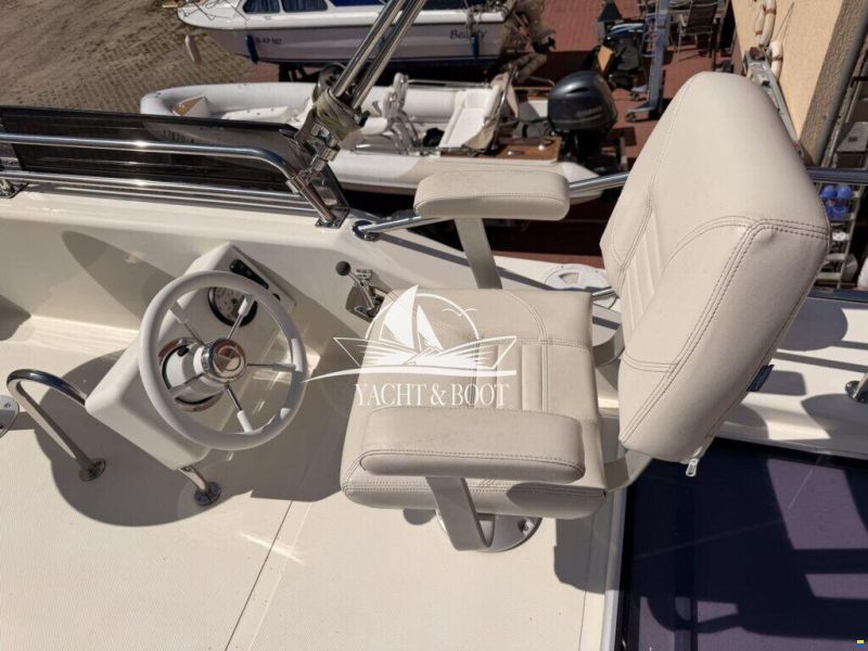 Cobra YACHTS FUTURA 40