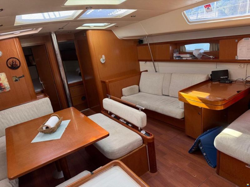 Beneteau Oceanis 54