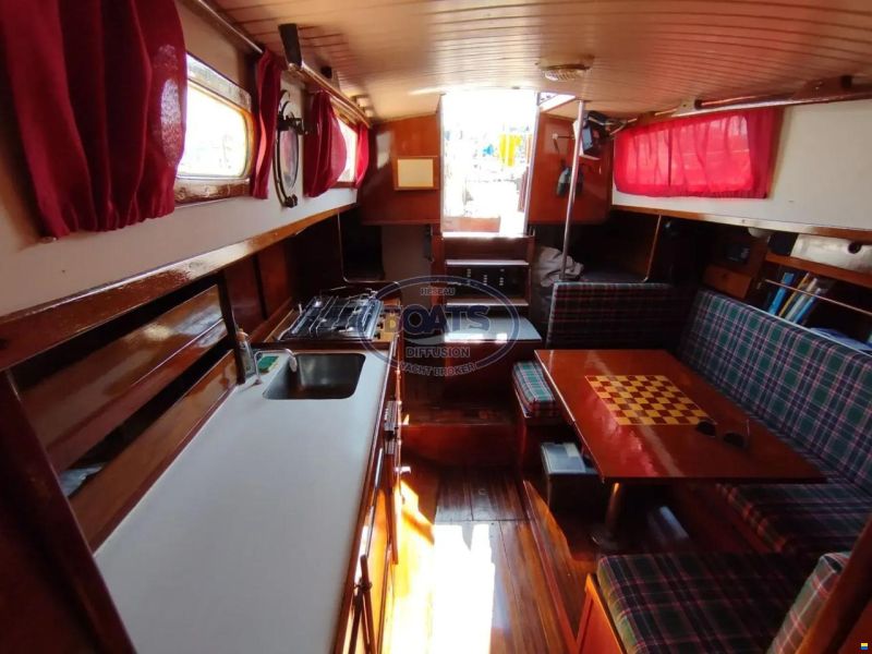 LeComte Yachts Medalist 33 Mk2