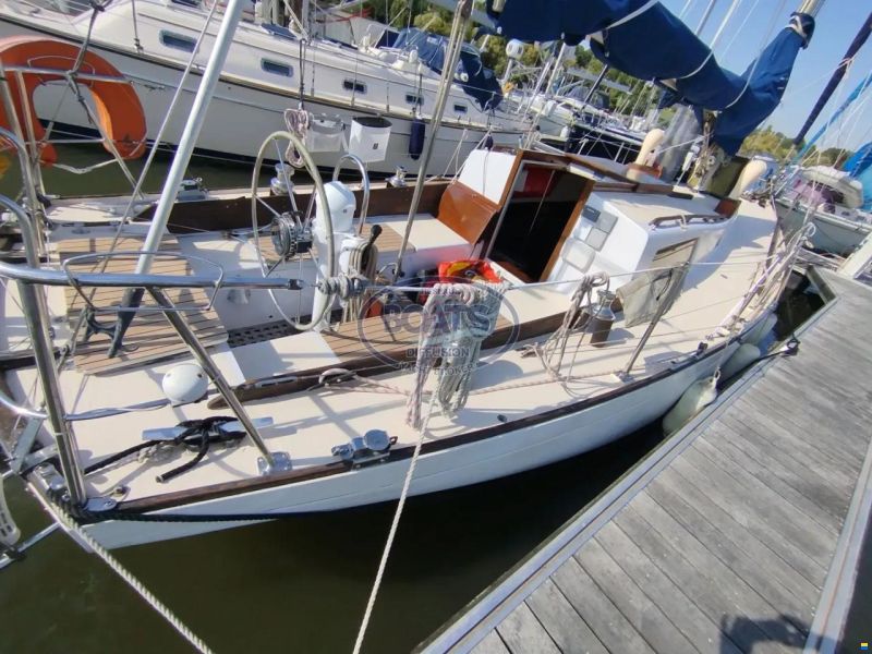 LeComte Yachts Medalist 33 Mk2