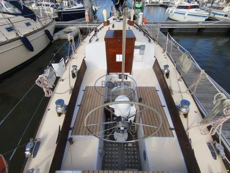 LeComte Yachts Medalist 33 Mk2