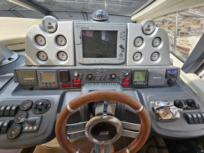 Azimut 43S