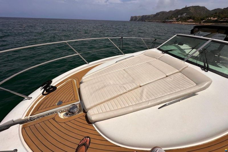 Prestige 34 Open