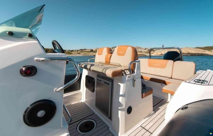 Zodiac Medline 7.5 RIB
