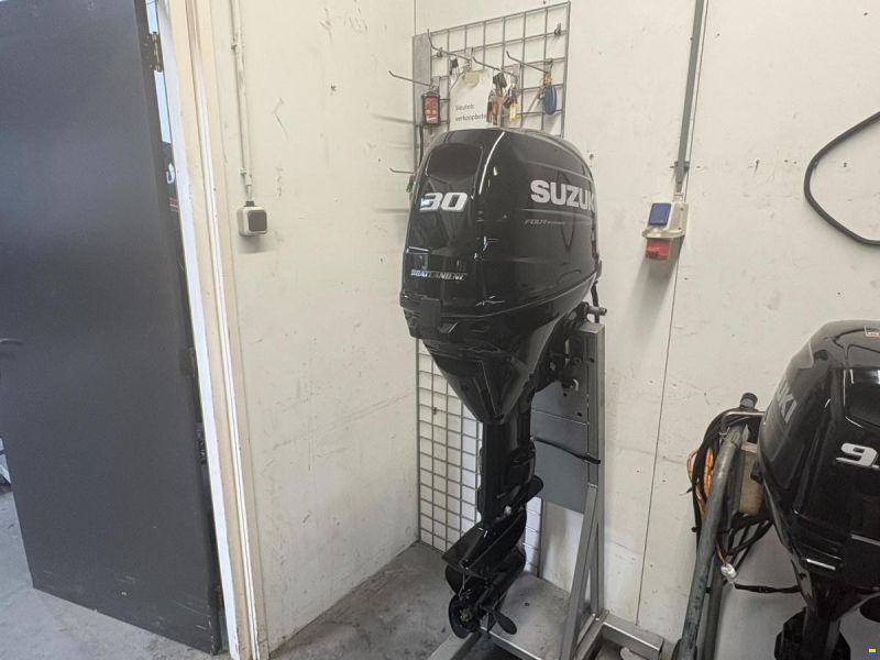 Suzuki DF30ARL