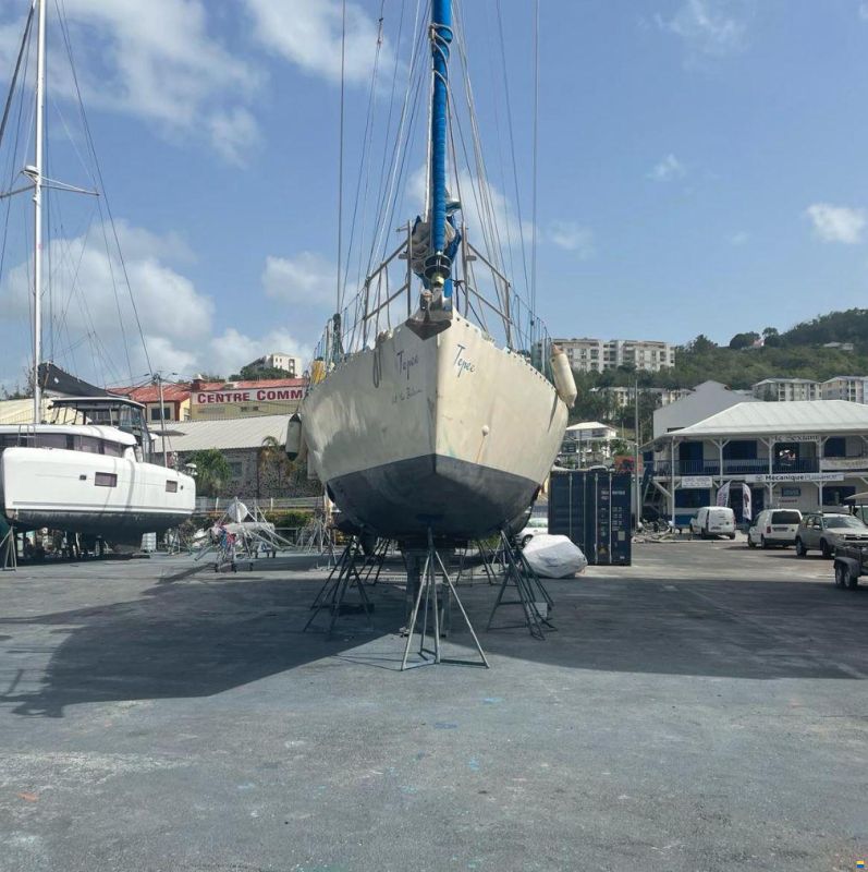 Navalu Faré 42