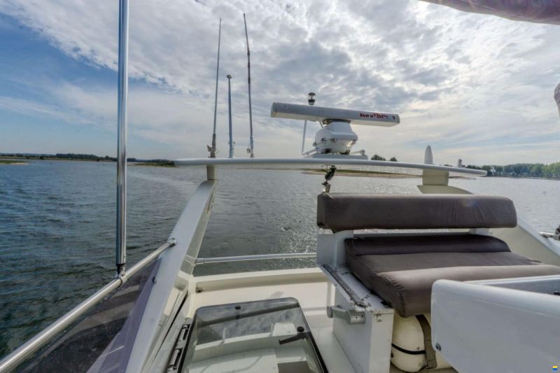 Mochi Craft 43 Flybridge