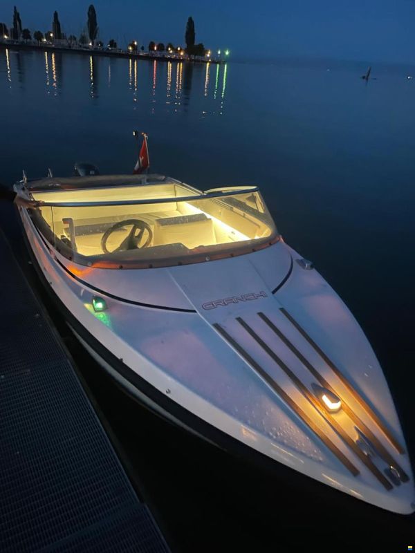 Yamaha Motorschiff