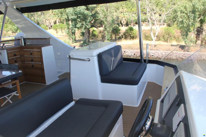 Aventura Yachts 50