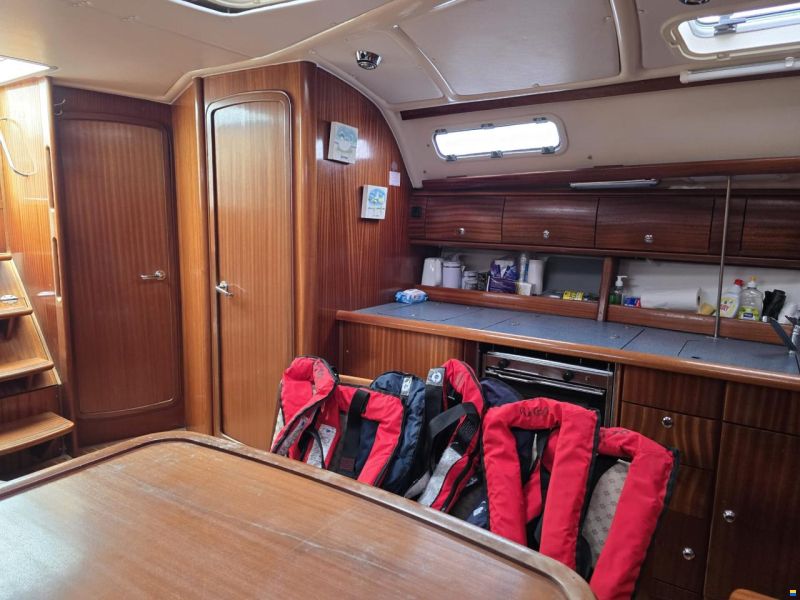 Bavaria 41
