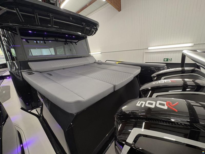 Brabus 1500 Cross Cabin Edition