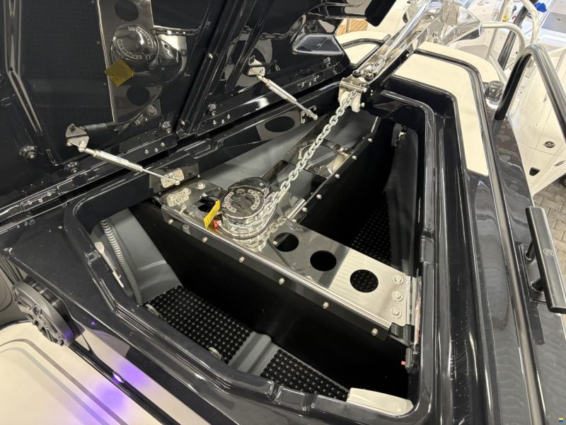 Brabus 1500 Cross Cabin Edition