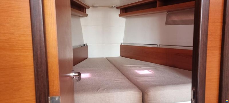 Italia Yachts 10.98