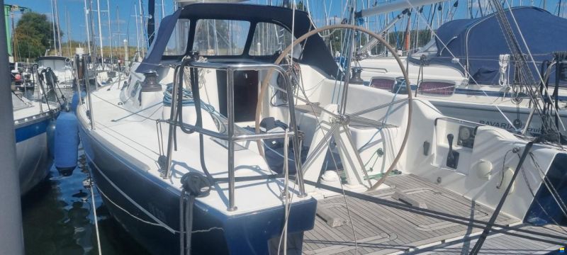 Italia Yachts 10.98