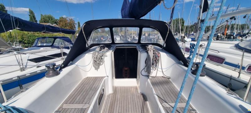 Italia Yachts 10.98