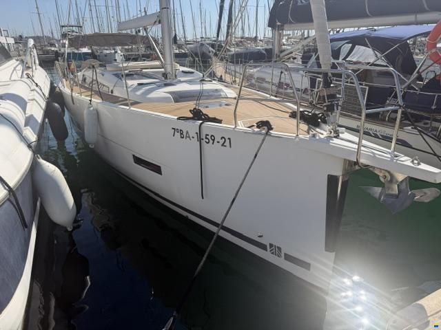 Dufour 430