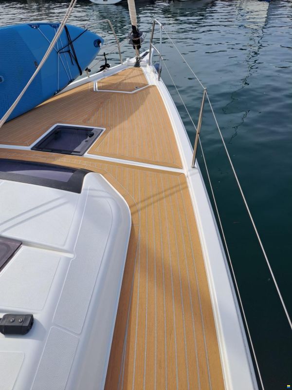 Dufour 430