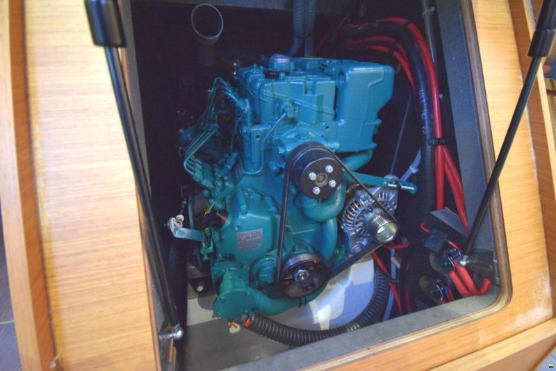 Dufour 430
