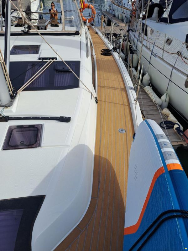 Dufour 430