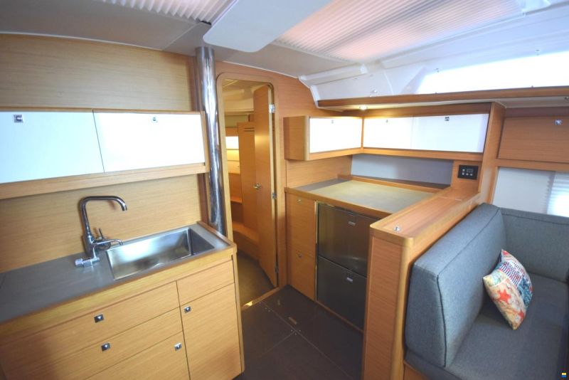 Dufour 430