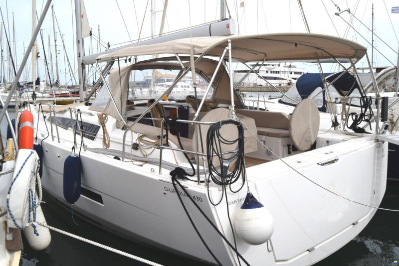 Dufour 430