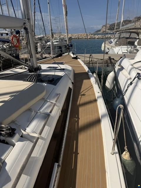 Dufour 430