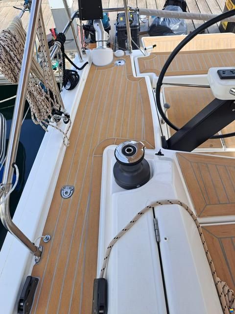Dufour 430