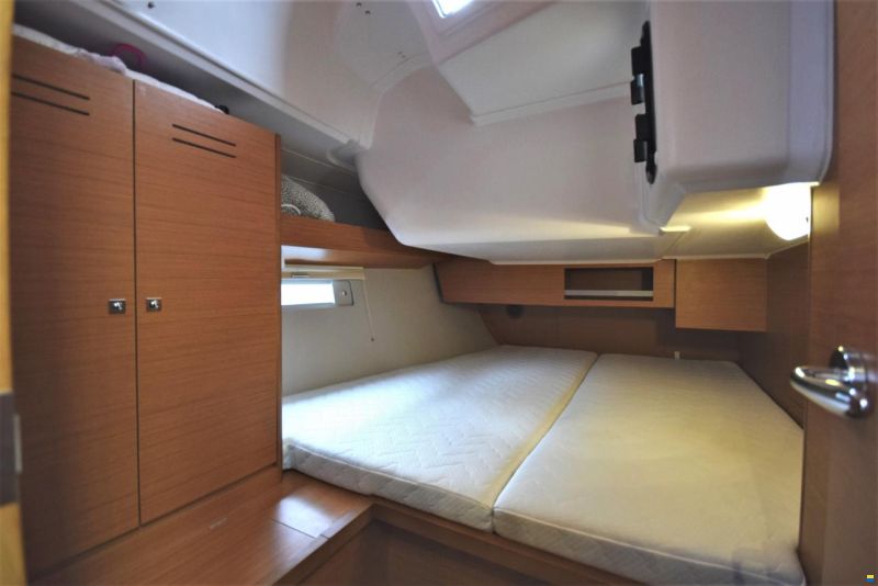Dufour 430