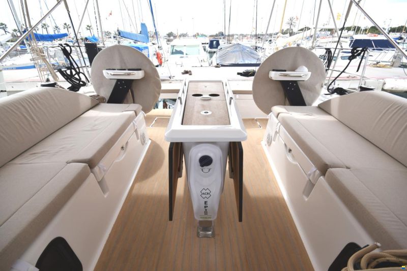 Dufour 430